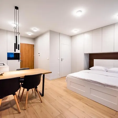 7th Floor Atelier Praga Apartment