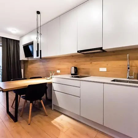 7th Floor Atelier Praga Apartment *